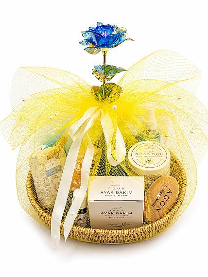 Fußpflege Entspannungsset – Spa Pediküre Geschenkset | Fußpflege Set mit Bimsstein, Badesalz & Aromatherapie - 1