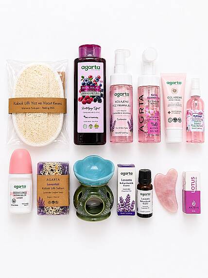 Spezielles Rosen-Glow Geschenkset – Pflege-Set für Frauen | Spa & Aromatherapie Set | Gua Sha, Duftlampe, Rosenpflege - 3