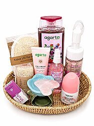 Spezielles Rosen-Glow Geschenkset – Pflege-Set für Frauen | Spa & Aromatherapie Set | Gua Sha, Duftlampe, Rosenpflege - 2