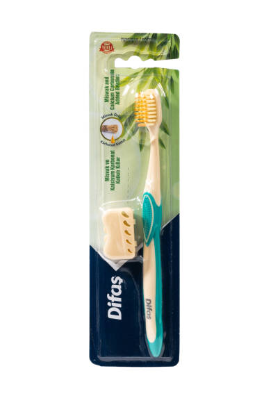 Toothbrush with Miswak Extract (Soft) - 1
